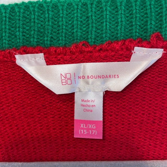 Holiday Sweater - Picture 6 of 7